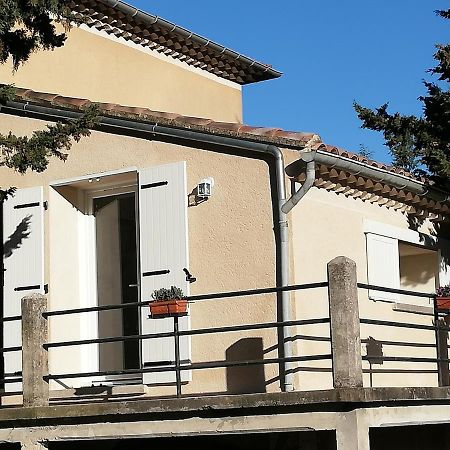 Studio En Campagne Dans Une Ferme Bio Apartman Nyons Kültér fotó